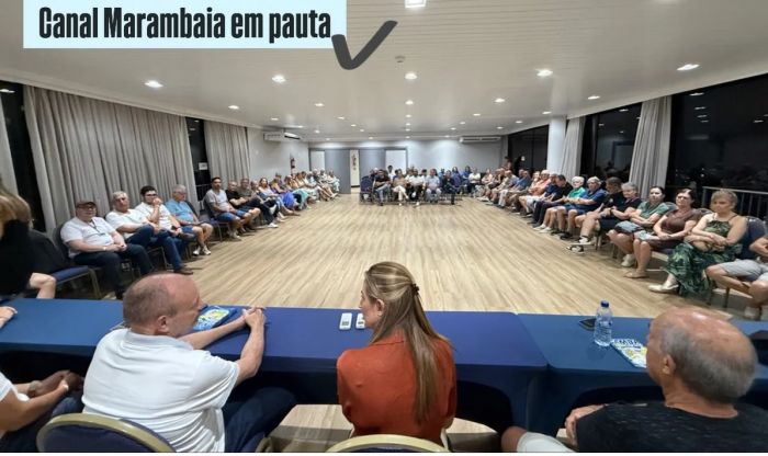 Reunião entre prefeitura e moradores discutiu obras na rede de esgoto