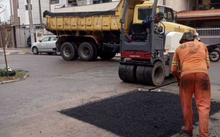 Repavimentação começa pela rua Tocantins, no bairro dos Estados, e segue para outros bairros de BC (Foto: Divulgação)