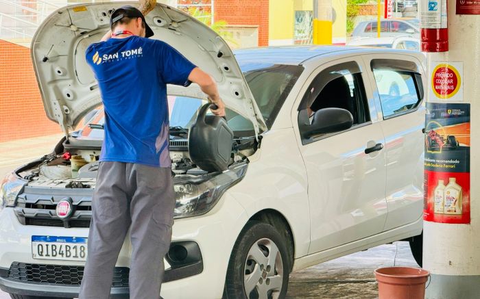 Motoristas dizem que redução anunciada não fez diferença no bolso (Foto: Gabi Rudolf)