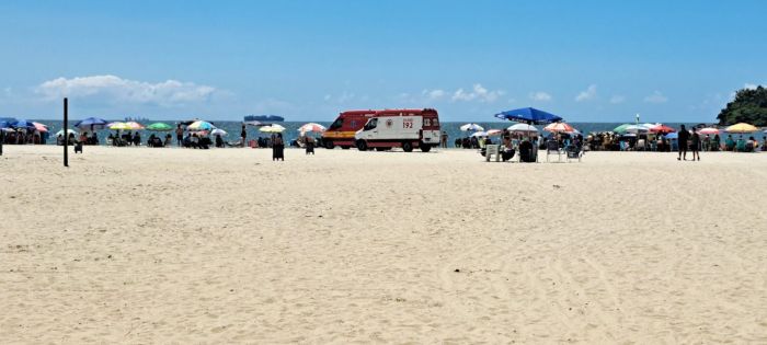 Homem de 70 anos morreu afogado na manhã desta terça-feira na praia Central (Foto: Autarquia BC)