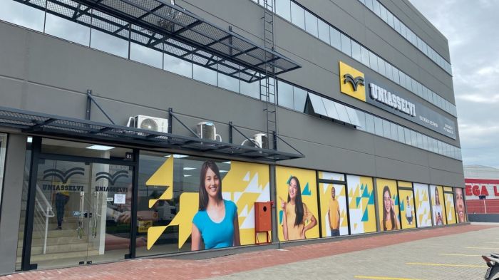 Alunos de enfermagem da Uniasselvi dizem que não conseguem iniciar estágio obrigatório (Foto: Reprodução)