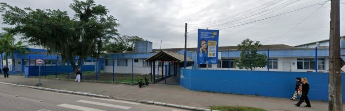 Pais foram orientados a contribuir para compra de bomba de água e troca de cortinas na creche (Foto: Reprodução)