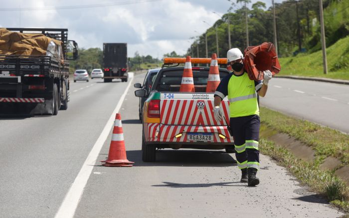 Desvios orientam motoristas nos dois sentidos da marginal (Foto: Divulgação)
