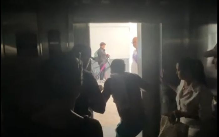 Problema foi no elevador 2, da torre da Barra Sul (Foto: João Batista)