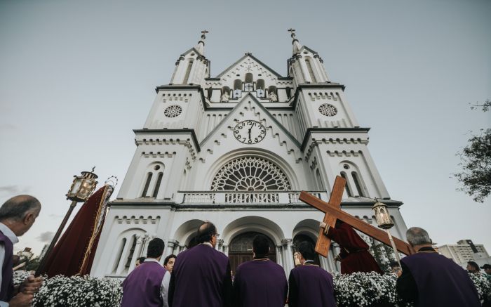 Procissão do Senhor dos Passos reúne fiéis e percorre ruas de Itajaí (Foto: Arquivo)