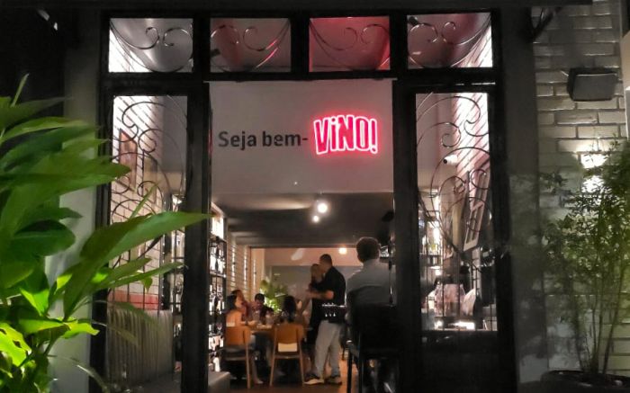 Vino!BC fica numa casa charmosa da rua 3122 (Foto: Felipe Alves)