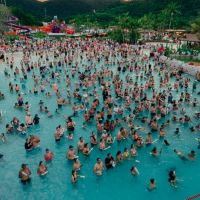 Feriadão com água, música e diversão no Multiparque
