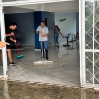 BC começa a faxina depois dos alagamentos