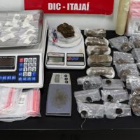 Carrinho de lanches vendia drogas no bairro São João