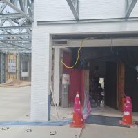 Postinho atende em meio à poeira e ao calor