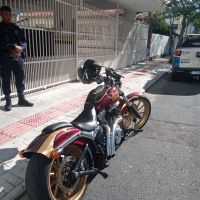 Harley Davidson é guinchada em Balneário Camboriú