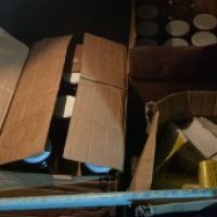 Potes irregulares de mel são apreendidos em Barra Velha