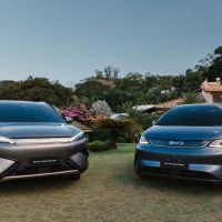 BYD lança elétrico mais barato e atualiza SUV no Brasil