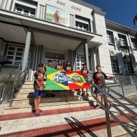 Alunos de Itajaí vão representar o Brasil em competição de robótica nos EUA