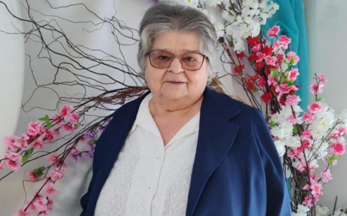 Odete Berri dedicou 56 anos à religiosidade e marcou gerações como professora e secretária escolar