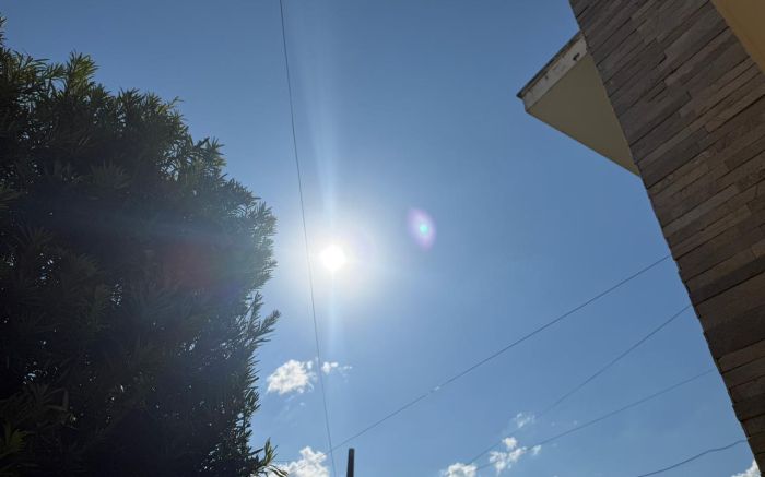 Legenda: Fim de semana terá sol, calor e virada no tempo com risco de temporal e chuva forte (Foto: Gabi Rudolf)