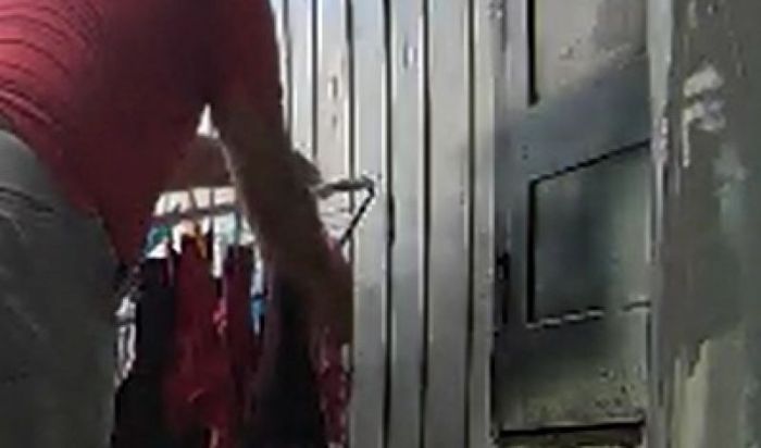 Retorno do suspeito à casa voltou a causar preocupação entre moradores da rua (Foto: Arquivo)