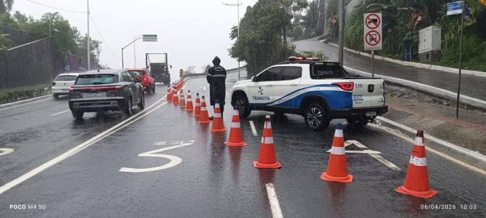 Avenida Panorâmica segue interditada e vários bairros têm pontos de alagamento (Foto: Divulgação)