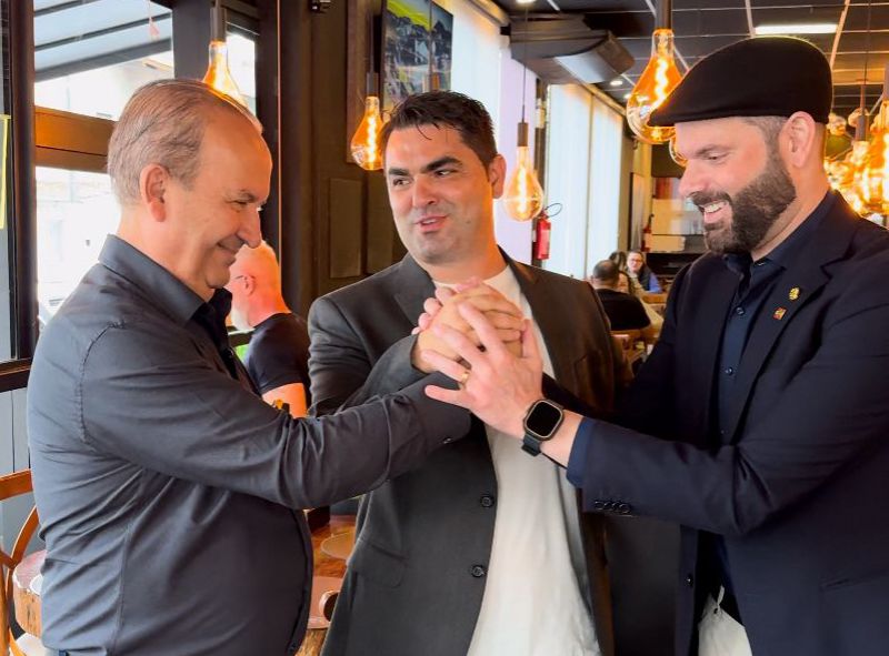 O vereador e pré-candidato a prefeito de Itapema, Alexandre Xepa (PL), tá prosa com o apoio do governador Jorginho e do senador Seif à sua campanha (foto: divulgação)