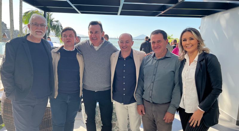 O presidente estadual do Republicanos, deputado federal Jorge Goetten, assegurou aos vereadores da sigla na city pexêra que acordos devem ser cumpridos (foto: divulgação)