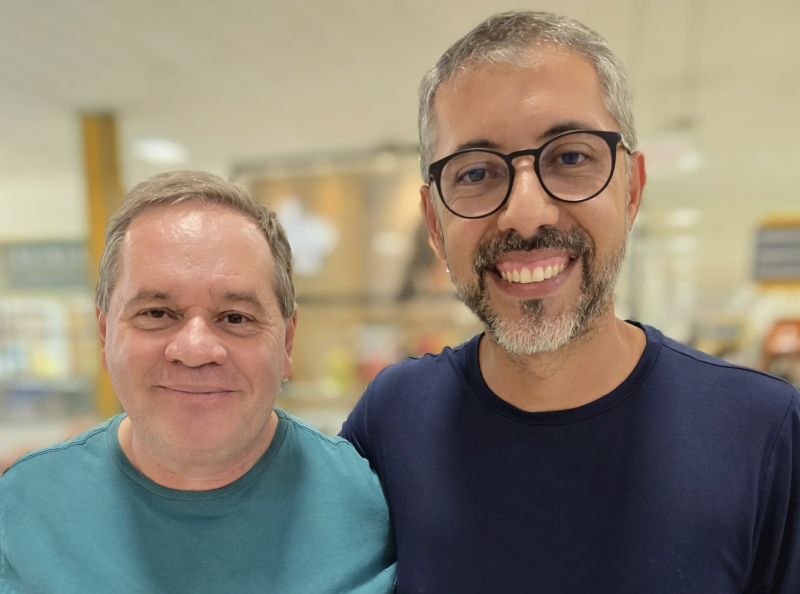 O ex-vereador e ex-candidato a vice-prefeito de Penha, Felipinho Schmidt, que é presidente do União Brasil, deu um rasante na choupana (foto: divulgação)