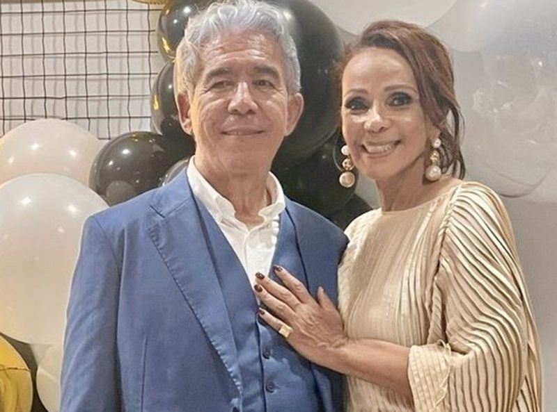 Martins e Denise, na sede do Lions, na terrinha, comemoraram com os companheiros Leões, o níver dele. Felicidades!