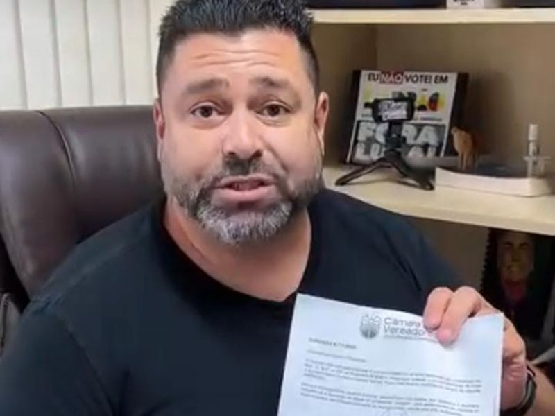 Dona Justa manda o vereador de BC, Kaká Fernandes (PL), pagar quase R$ 250 mil em pensão alimentícia ou ver o sol nascer quadrado. Oh, dor!