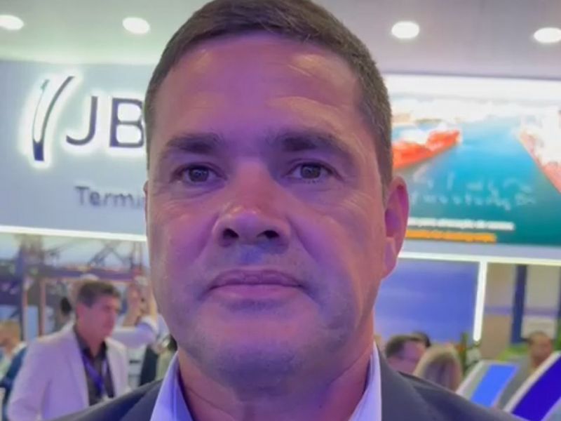 O prefeito de Itajaí, Robison Coelho (PL), prestigiou a Intermodal, em São Paulo, visitando as 63 empresas do segmento e, nas próximas semanas, deve encaminhar pra piramidal projeto que reduz o ISS do setor. Boa! 