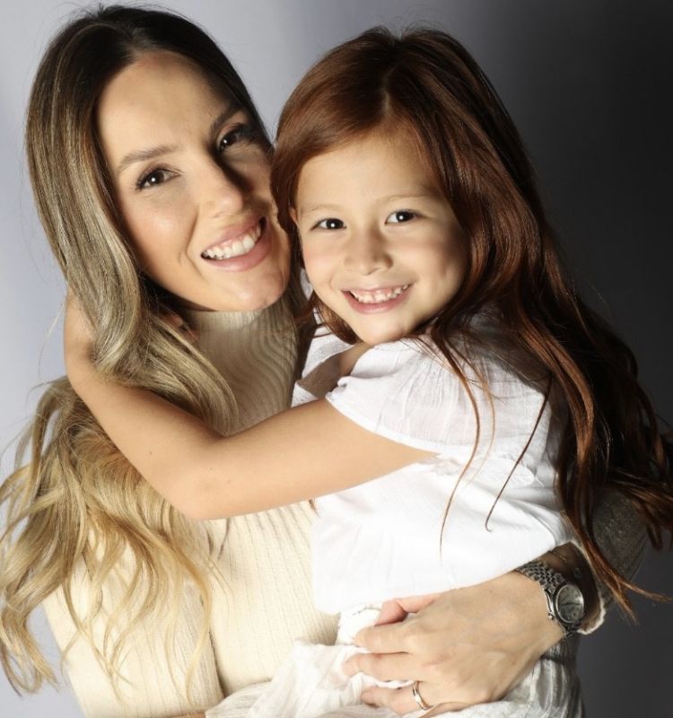 Yohana Dalçoquio Kan e Luísa