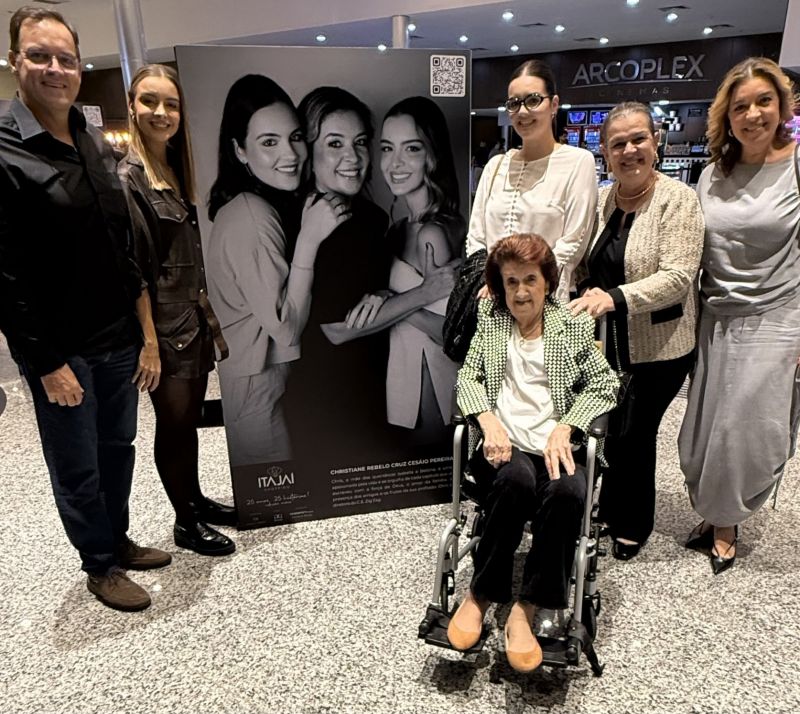 Adalberto Cesário Pereira, Bettina, Isabella, Luciene, Christiane e Edith