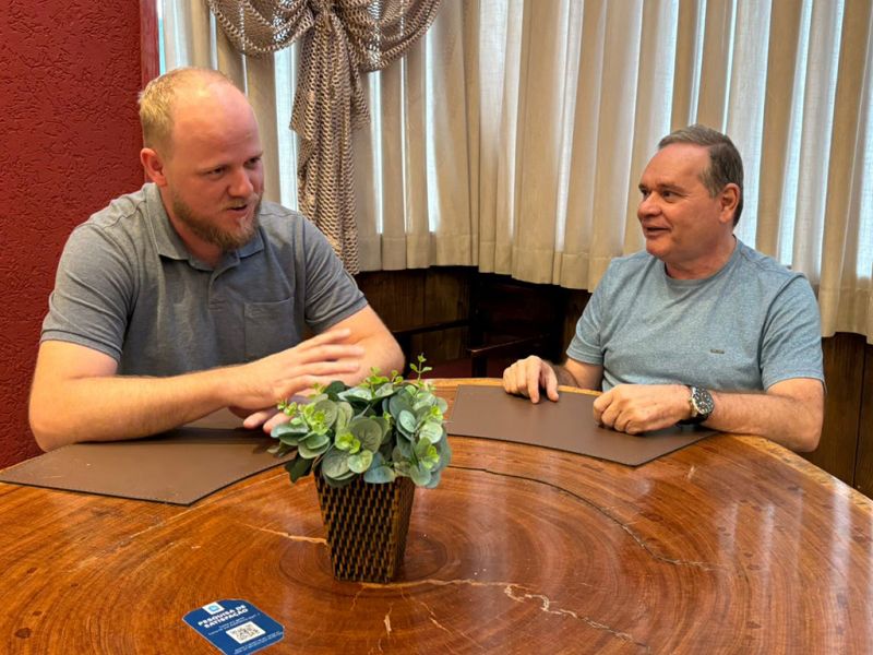 O presidente do PRD de Penha, Tiago Marquett, fez uma visita de cortesia ao JC (foto: divulgação)