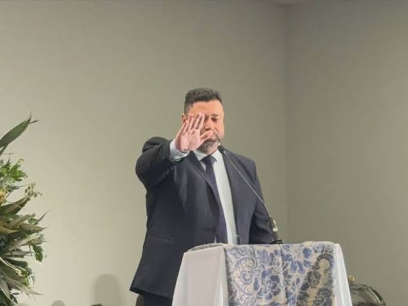 Filha do vereador Kaká Fernandes (PL) de BC diz que pai não lhe dá bola