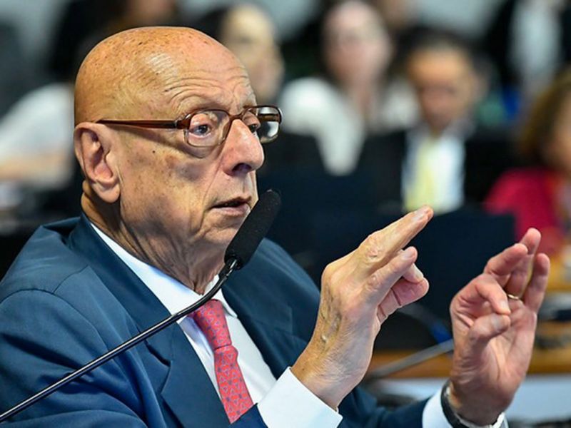 Senador turco-careca Esperidião Amin (PP) defende que portadores de diabetes tipo 1 sejam reconhecidos como pessoas com deficiência (foto: divulgação)