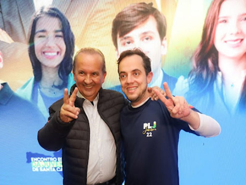 Vereador da galega Blumenau, Flavinho é empossado secretário estadual do PL Jovem