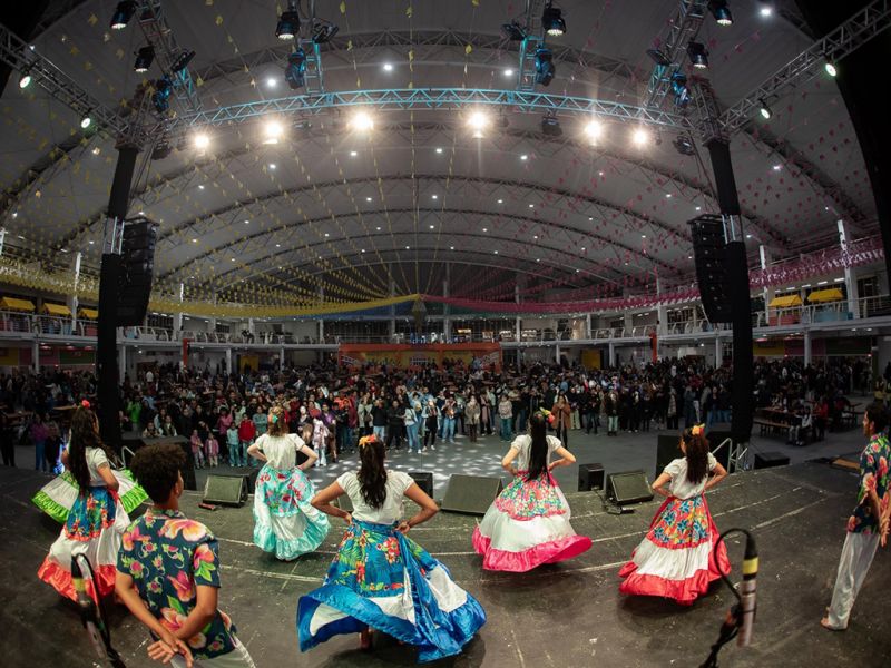 Cidade viva! Itajaí, resgata e promove eventos (Festa das Tradições) e no finde tem o Itajaí Rock Concert, nos dias 12 e 13 de julho, na praça Vidal Ramos, das 10h30 às 22h (foto: divulgação)