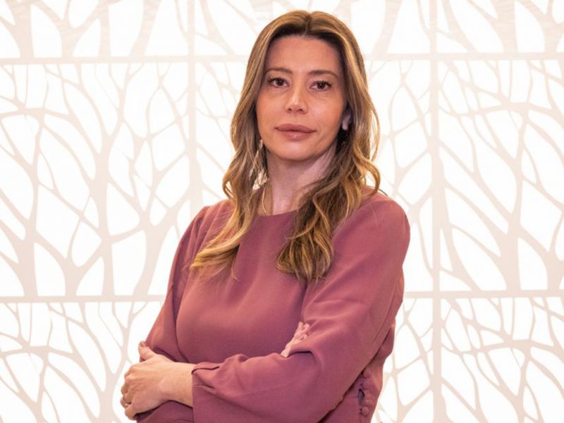 Falha nossa - Na última edição publiquei erroneamente o sobrenome da empresária Carol Corrêa. Estou republicando a foto para registrar a correção. Carol Corrêa está à frente da capela Saint Louis Cerimonial House, em Balneário Camboriú. (foto: Jellyfish Fotografia)