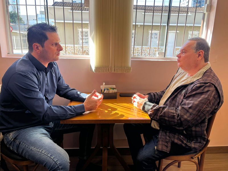 O presidente da piramidal, Fernando Pegorini (PL), visitou o escriba, fez um balanço do primeiro semestre e falou sobre os desafios futuros 