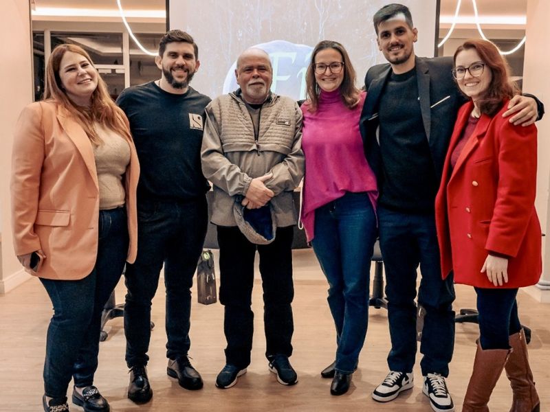 Renata Rutes, Daniel Nardes, coordenador do Núcleo de Comunicação da ACII, Waldemar Cezar Neto (Página 3), Franciele Marcon (DIARINHO), Gerson Felippi, (Rádio Menina) e Josiele Saugo (Nucom), comandaram o painel “O que o público busca no jornalismo moderno”, na última terça aqui na terrinha