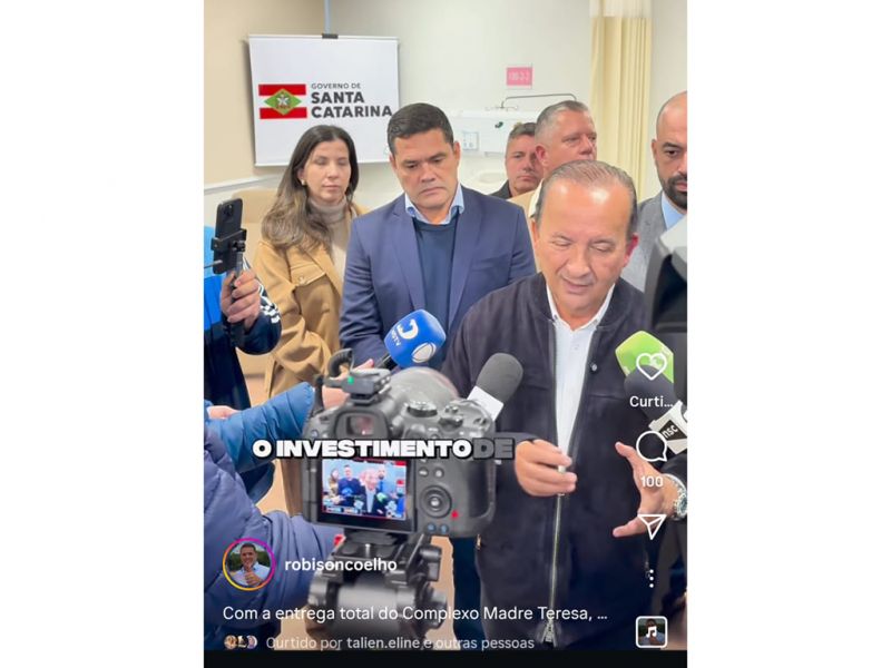 A vereadora pexêra Liliane Fontenelle, a dra. Pix (PL), não pode ver o prefeito Robison Coelho (PL) que quer sair na foto... (foto: redes sociais)