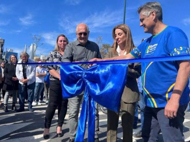 A prefeitona dos Bairros, Juju Pavan (PSD), inaugurou no último mês de julho o novo trecho da avenida Martin Luther. A obra, que foi deixada projetada e com recursos em caixa pelo ex-prefeito Piriquito no final de 2016, levou nada mais e nada menos do que sete anos para iniciar