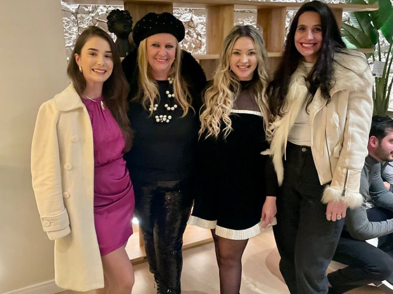 Décor - A Decorcris da querida Cristina Koch marcou presença com cortinas e tapetes nos ambientes das profissionais Samira Mussi, Ketlin Bueno e FER DAMBRÓS. A foto é do evento de encerramento da Casacor SC Itapema, no último domingo. (foto: divulgacão)