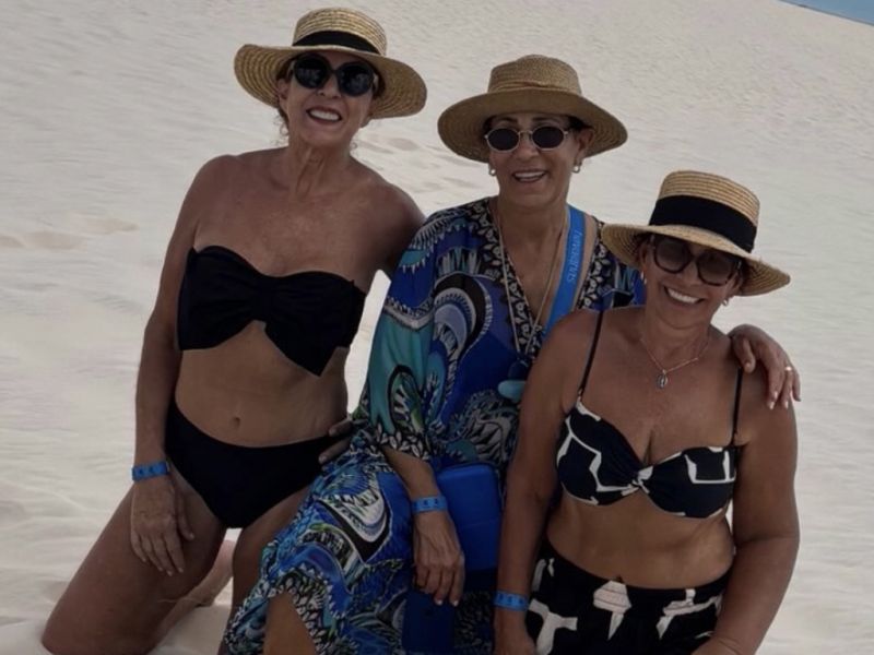 As queridas Mauricea Machado, Ivana Rodi e Ângela Schead Graciola aproveitaram o finalzinho das férias para fugir do frio da terrinha e foram curtir uns dias de calor em Lençóis Maranhenses
