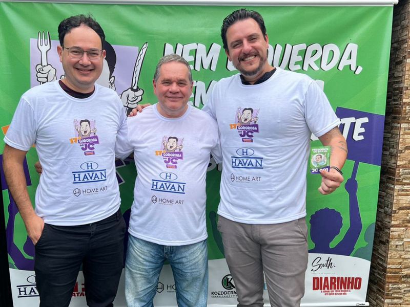 O vereador Leandro do Nadar (MDB) e seu chefe de gabinete, Ricardo Arruda, estarão na Gororoba e apoiam o JC presidente