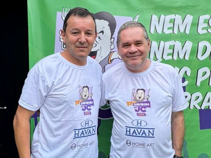 O secretário de Meio Ambiente de BC, Nelson Oliveira, esteve na choupana pra marcar presença na Gororoba