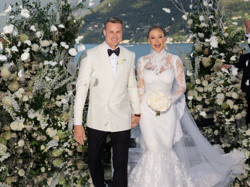 Casamento na Itália - Martina Weege, de Balneário Camboriú, protagonizou, ao lado do dinamarquês Simon Jakobsen, um casamento de tirar o fôlego. A cerimônia teve como cenário o romântico Lago di Como, na Itália. O casamento contou com dois dias de festa e reuniu vários catarinenses aqui da região. Felicidades aos noivos! (foto: Vladan Gavric)