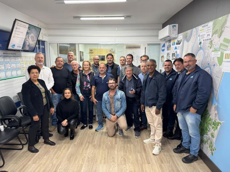 O diretor-geral do Salmasa, ops, Semasa, Celso Praun, promoveu encontro com representantes das associações de moradores de bairros de Itajaí