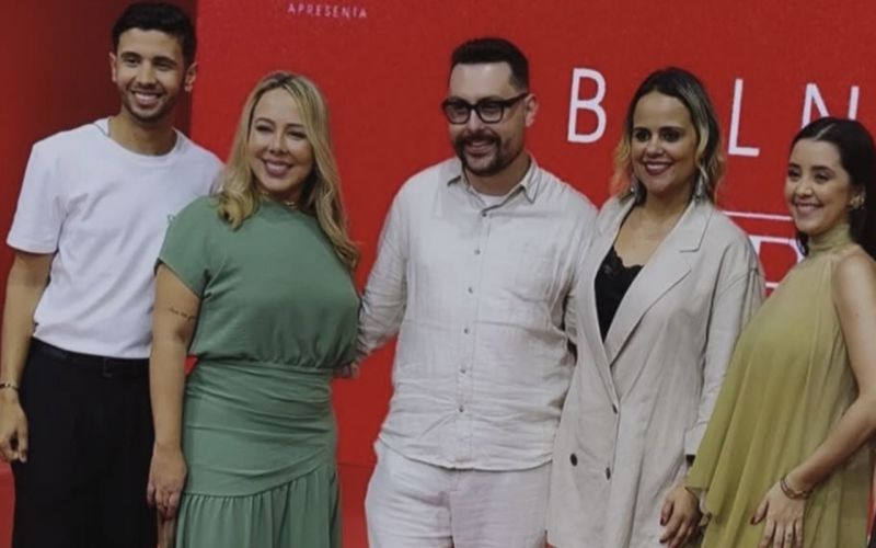 Squad Balneário Shopping: Paulo Henrique, Beatriz Oliveira, Adilson Cunha, Fernanda Flávia e Jéssica Cugnier
