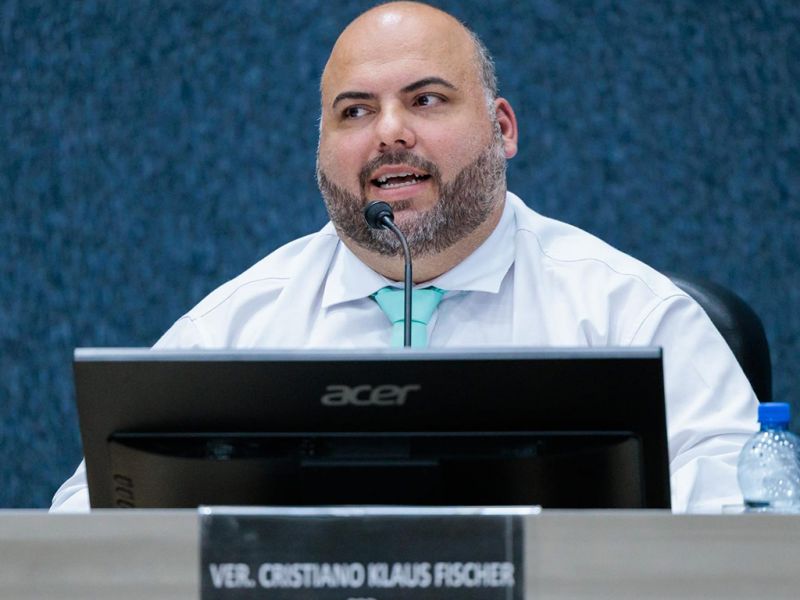 O vereador serelepe de Itajaí, Cris Fischer (PRD), ficou de cara com falas do deputado Júnior Cardoso (PRD) e reafirmou que é pré-candidato à Leléia