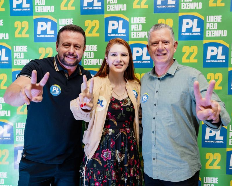 O Popeye (ao lado da Campagnolo e Angioletti) é o novo mandachuva do PL de Navega city (foto: divulgação)