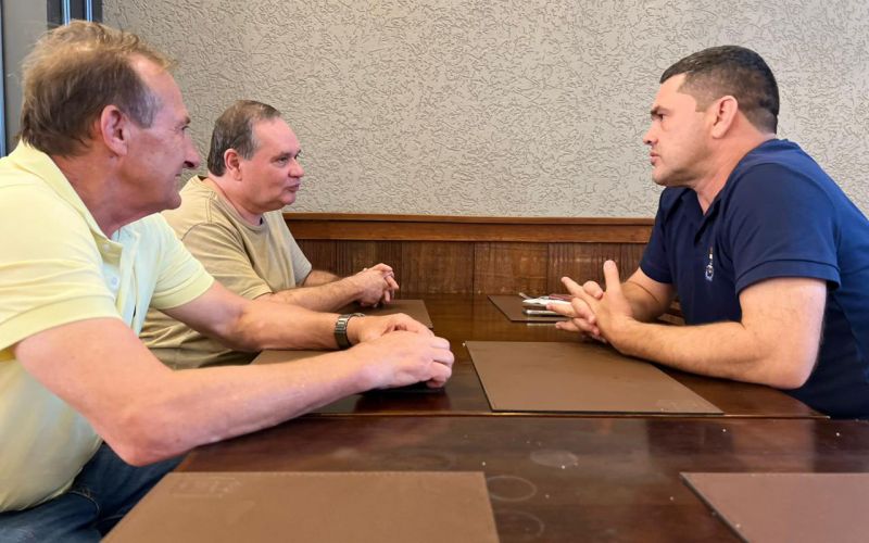 O JC almoçou com o prefeito de Itajaí, Robison Coelho (PL), e os secretários de Obras, Tarcizio Zanelato, e de Comunicação, Theo Cevey (foto: Theo Cevey)